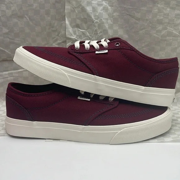 Vans Men's Burgundy Canvas Sneakers Atwood
Outdoor Port Rovale
VN000CX84QU - Picture 15 of 16